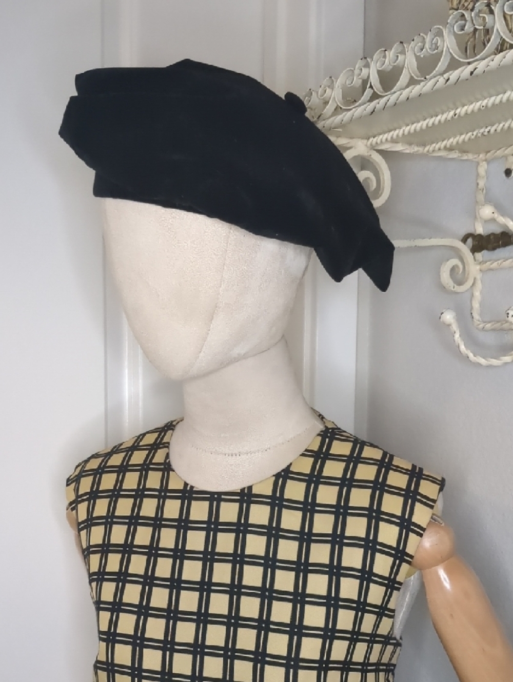 Vintage 60s Eve Le Coq Dress Tan & Black Plaid Mod Drop Waist Sleeveless SZ M - Picture 3 of 14